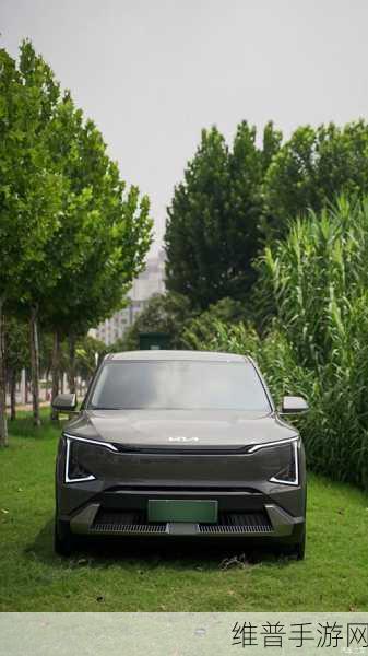 起亚EV5纯电SUV闪耀2025澳网中国发布会,手游玩家绿色出行新攻略