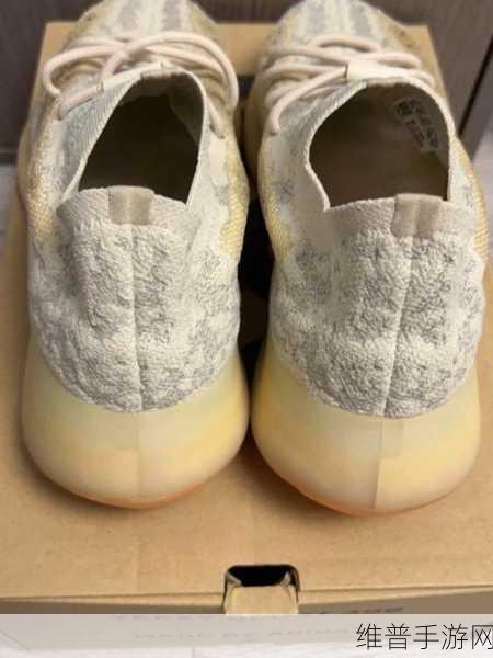 yeezy380蜜桃粉和白色的魅力：1. 蜜桃粉与白色的完美融合，展现潮流魅力