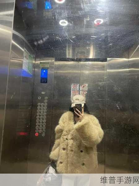 真空下楼取快递被c封禁原因：1. 真空下楼取快递被封禁的背后原因解析