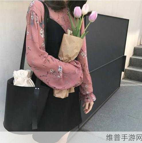 和大叔奔现后1.v1突然翻红:当然可以!以下是一些基于“和大叔奔现后1.v1突然翻红”的新标题建议,每个都不少于10个字: