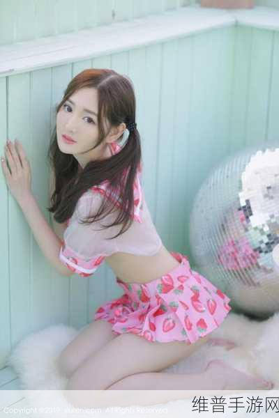 草莓+榴莲+丝瓜+绿巨人+秋带来作品非常丰富:1. 草莓与榴莲的奇妙邂逅:绿巨人的丝瓜探险