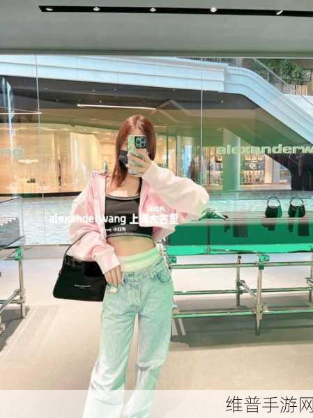 ALEXANDERWANG妈妈评测：ALEXANDER WANG妈妈的时尚评测：亲子搭配新风潮
