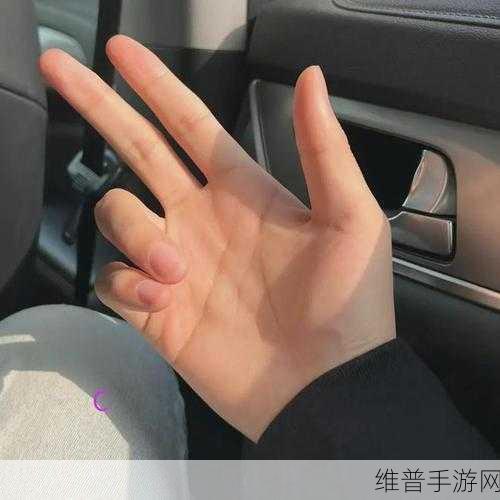 男人喜欢一只手能握满的胸围吗：1. 男人眼中的“理想胸围”：一只手握住的魅力