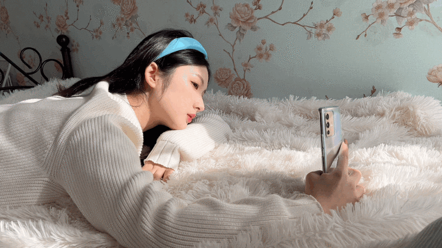 国产自拍在线观看：当然可以！以下是一些新的标题建议，字数不少于10个字：