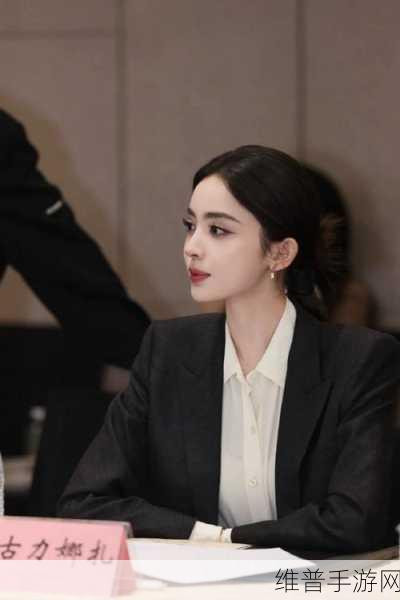 女主被高干圈里很多人喜欢的小说：1. 《高干圈中的倾城之恋：她的魅力无可抵挡