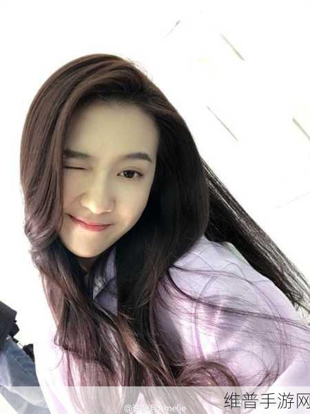 姐姐说家里没人我们可以那个:1. 家里没人,我们可以尽情享受自由时光