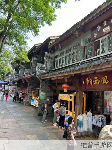 桃源洞口已是溪水百丽宫：桃源洞口溪水潺潺，百丽宫新景尽显魅力