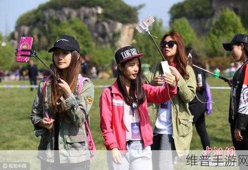 性别 自由 凸轮 管：角色定制 直播互动【专题】
