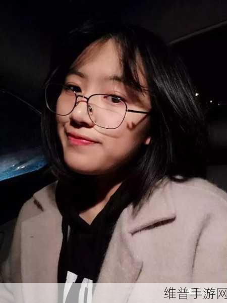 女班长主动给我她的手机号码:```【专题】