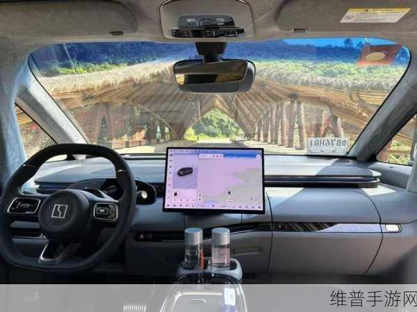 极氪宝宝巴士，移动客厅设计感爆棚，驾乘体验偏科全解析