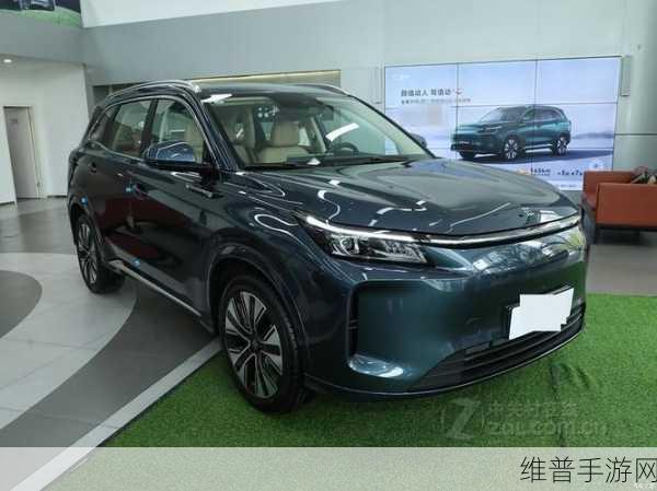 蓝电E5 PLUS官图首曝，赛力斯初心未改，跨界探索手游新领域？