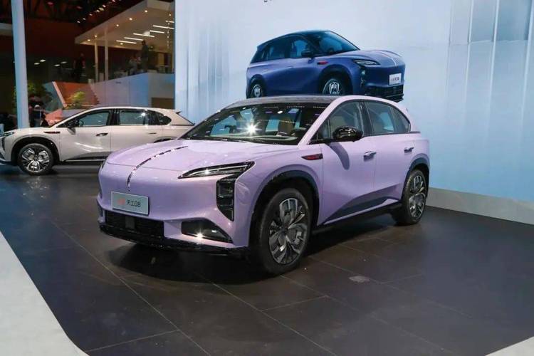 红旗新能源转型力作，天工08纯电SUV正式亮相，市场竞争力深度剖析