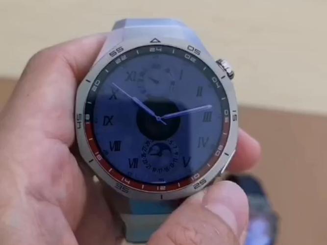华为WATCH GT 5上手体验，圆表颜值巅峰，健康监测助力手游激战