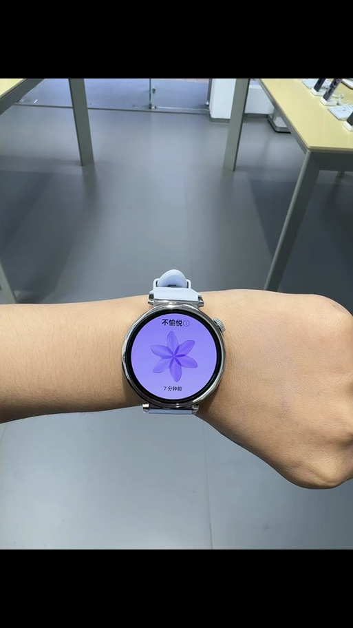 华为WATCH GT 5 Pro，情绪感知赋能手游新体验