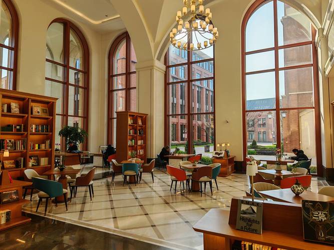 华为练秋湖新进展，手游公司视角下的创新研发与首批员工进驻