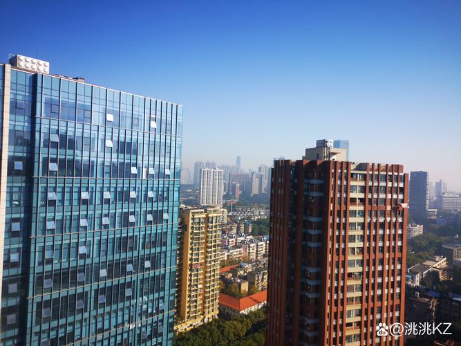 城市守护者揭秘，他们的策略与坚持，铸就温暖安心的虚拟都市！