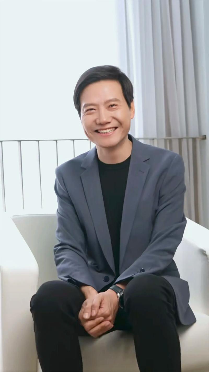 小米技术大奖闪耀，超级电机V8s登顶，雷军揭秘手机高端化新篇章