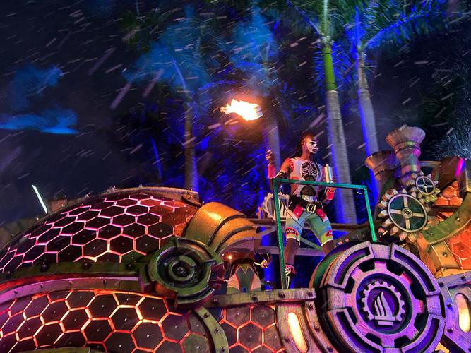 探索合并比赛手游的奇妙世界