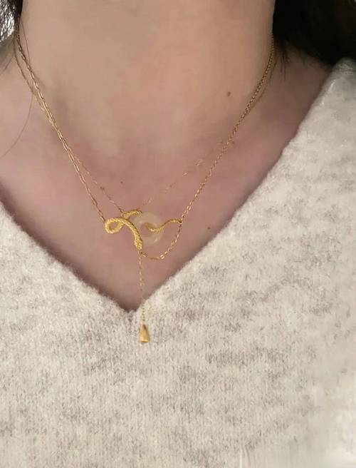 白蛇传奇技巧项链的神奇效果大揭秘